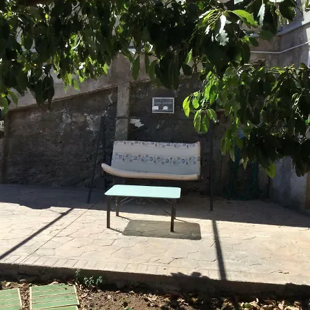 Tranquila Casa De Campo Apartamento